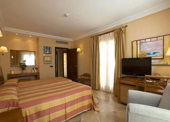 Cordial Biarritz Апартаменти *