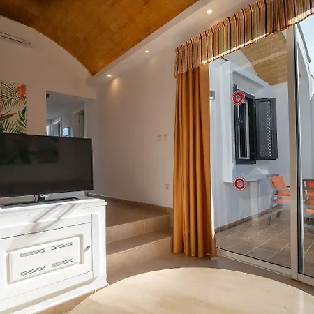 Cordial Biarritz Apartament Playa del Inglés