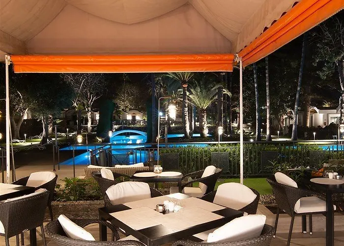 Cordial Biarritz Апартаменти *