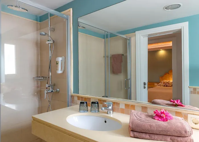 Апартаменти Cordial Biarritz *