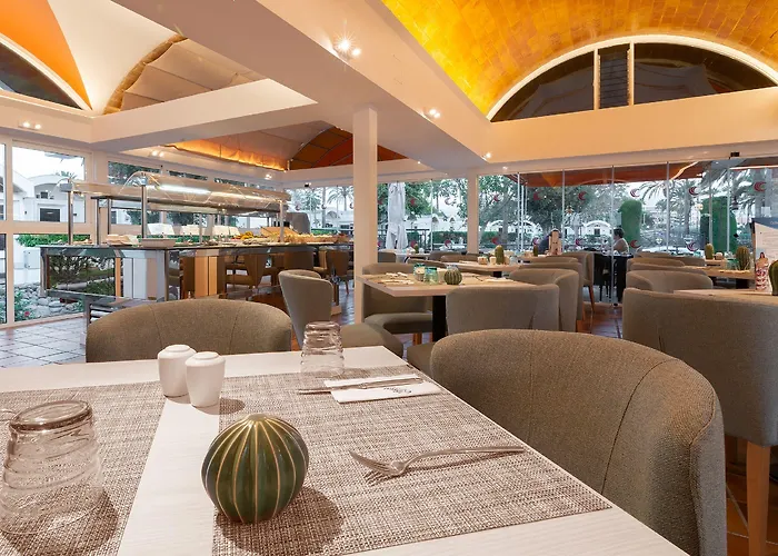 Апартаменти Cordial Biarritz *